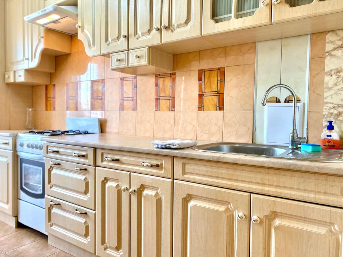 Apartpoltava Елегантна Квартира В Новобудові,Біля Каштанової Алеї, Центр Міста, Звітна Документація Exterior foto